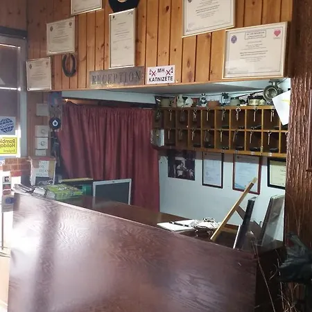 艾德维斯酒店